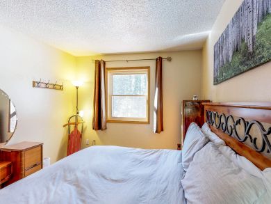 Aspen Home 938048