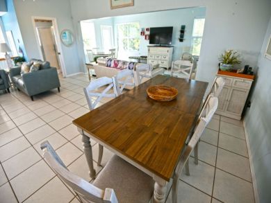 Great 5 Bedroom Vacation Home Sleeps 12 Guests Private Pool