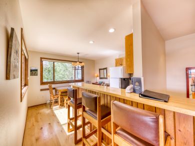 Aspen Condo 938119