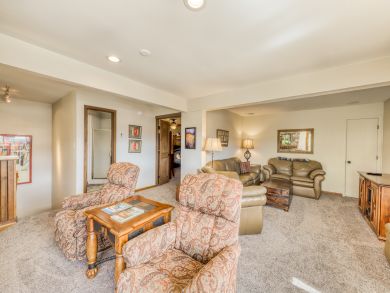 Aspen Condo 938119
