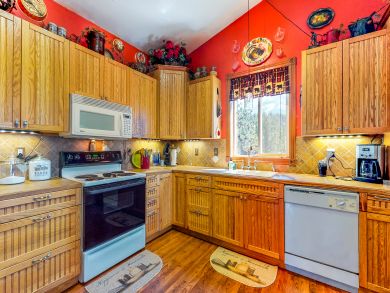 Aspen Home 938121 Aspen Home 938121