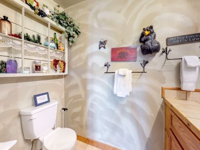 Aspen Home 938121 Aspen Home 938121