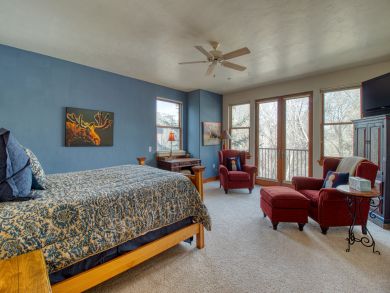 Avon Condo 938155