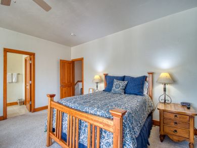 Avon Condo 938155
