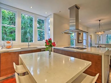 Miami Luxury Vacation Rental Home Three Bedrooms