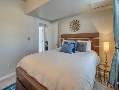 Aspen Home 938161