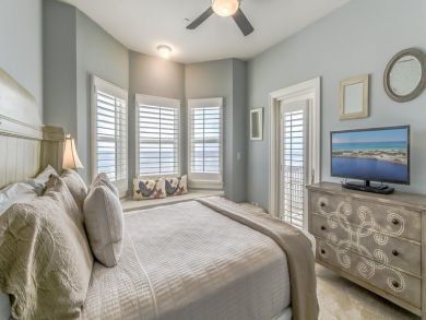 Beautiful Panama City Vacation Home Plus Guest House. Beautiful Panama City Vacation Home Plus Guest House.