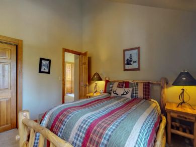 Breckenridge Vacation Home Sleeps 11 Guests Mountain Views