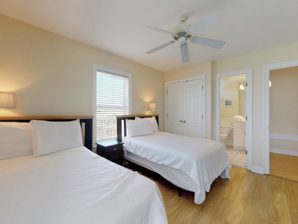 Fort Morgan Beachfront House Sleeps 25 Guests