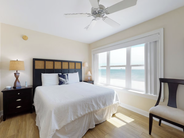 Fort Morgan Beachfront House Sleeps 25 Guests
