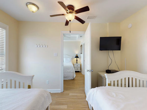 Fort Morgan Beachfront House Sleeps 25 Guests