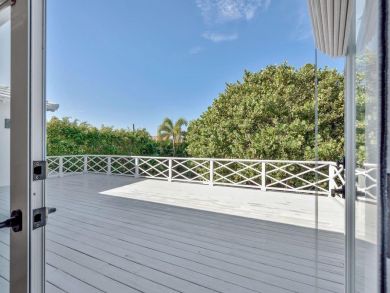 West Palm Beach Elegant 3 Bdm Home in Exclusive Neighborhood