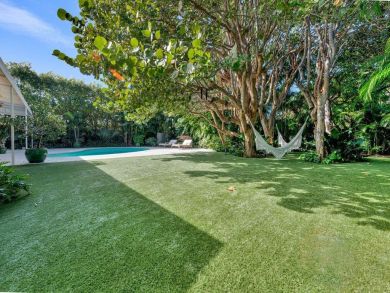 West Palm Beach Elegant 3 Bdm Home in Exclusive Neighborhood