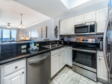 Gorgeous Miramar Vacation Condo Sleeps eight Guests Gorgeous Miramar Vacation Condo Sleeps eight Guests