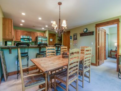 Avon Condo 938176 Avon Condo 938176