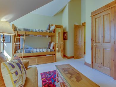 Avon Condo 938176 Avon Condo 938176