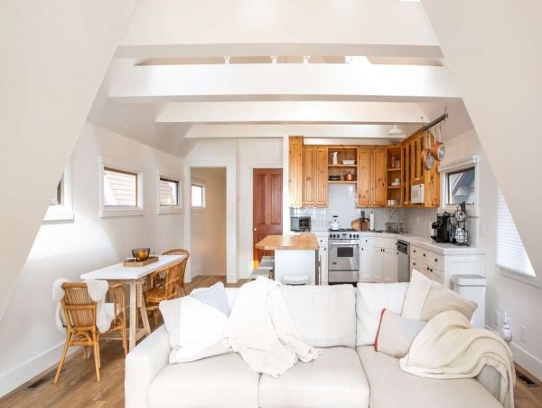 Santa Cruz Vacation Home Walk to Beach Sleeps 6