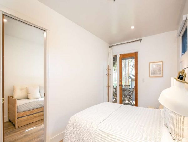 Santa Cruz Vacation Home Walk to Beach Sleeps 6