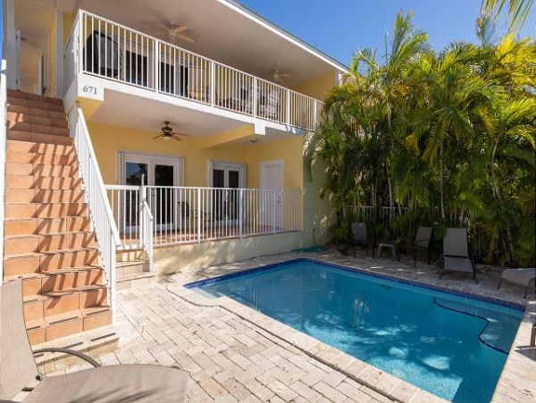 Key Colony Beach Canal Front Half-Duplex Private Pool