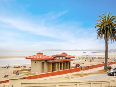 Santa Cruz Vacation Rental Home Three Bedrooms Sleeps 8
