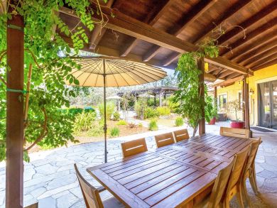 Wine Country 4 Bedroom Secluded Estate