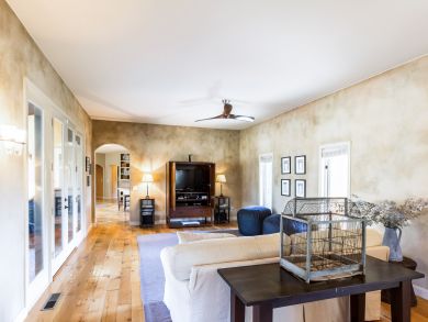 Wine Country 4 Bedroom Secluded Estate