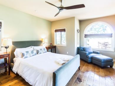Wine Country 4 Bedroom Secluded Estate