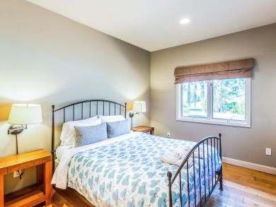 Wine Country 4 Bedroom Secluded Estate
