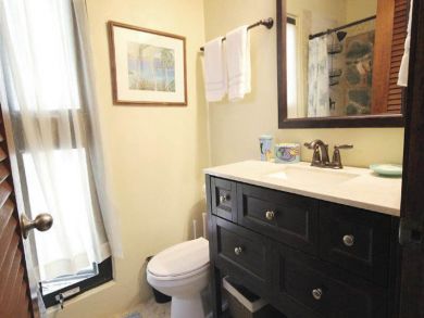 Beautiful Bay Views One Bedroom Rental with Communal Pool