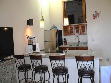 Beautiful Bay Views One Bedroom Rental with Communal Pool