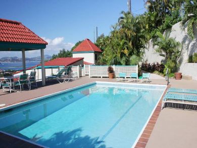 Beautiful Bay Views One Bedroom Rental with Communal Pool