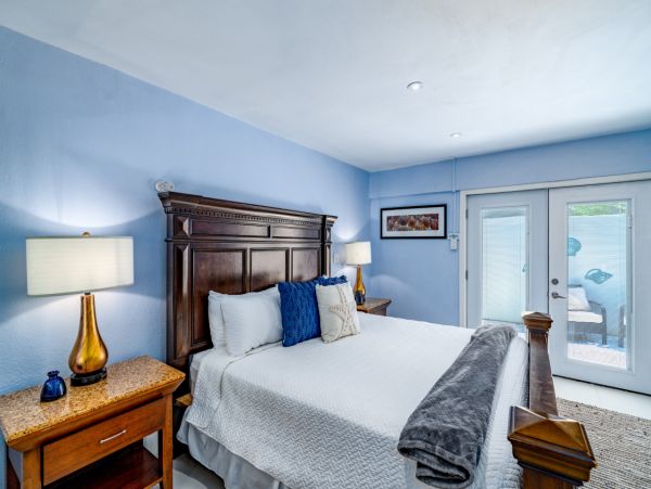 St. Thomas Luxury Vacation Rental Condo 4 Bedrooms Sleeps 9