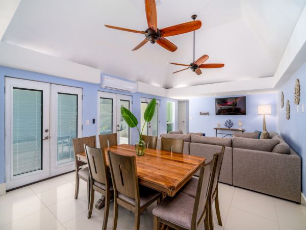 St. Thomas Luxury Vacation Rental Condo 4 Bedrooms Sleeps 9