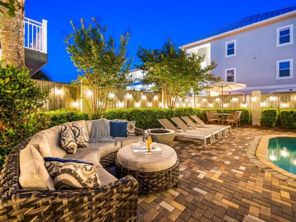 Amazing 5 Bedroom Luxury Home in Miramar Beach