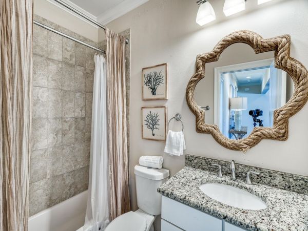 Amazing 5 Bedroom Luxury Home in Miramar Beach