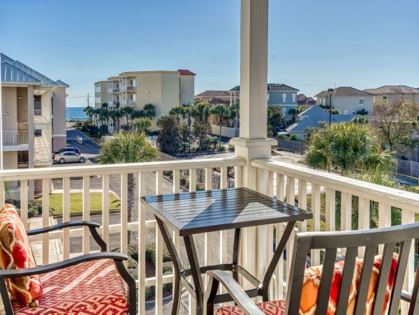 Amazing 5 Bedroom Luxury Home in Miramar Beach