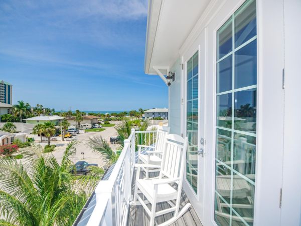 Lido Key Vacation Rentals with Private Pool - Luxury Lido Key Beach House