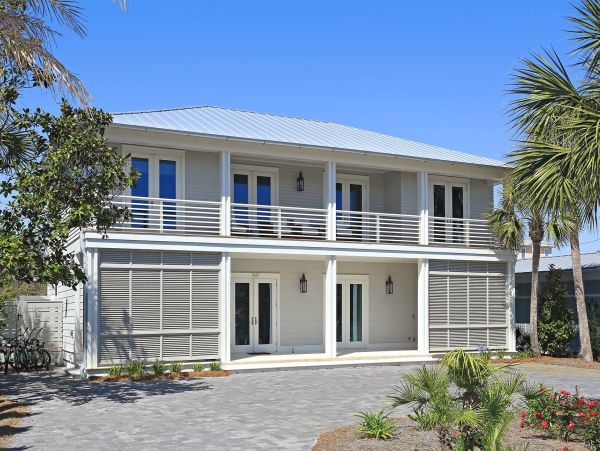 Six Bedroom Luxury Vacation Home in Blue Mountain Beach
