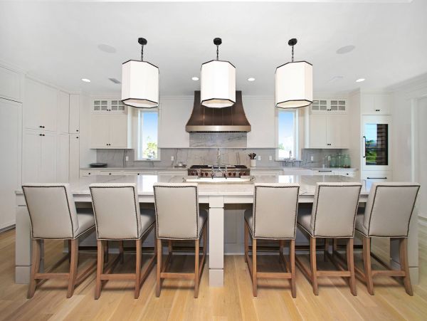 Six Bedroom Luxury Vacation Home in Blue Mountain Beach