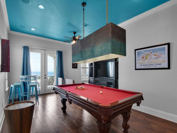 Steps to Beach Vacation Pool Home in Destin Luxury, Luxury! main House & Guest House