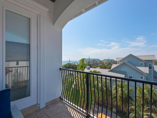 Steps to Beach Vacation Pool Home in Destin Luxury, Luxury! main House & Guest House