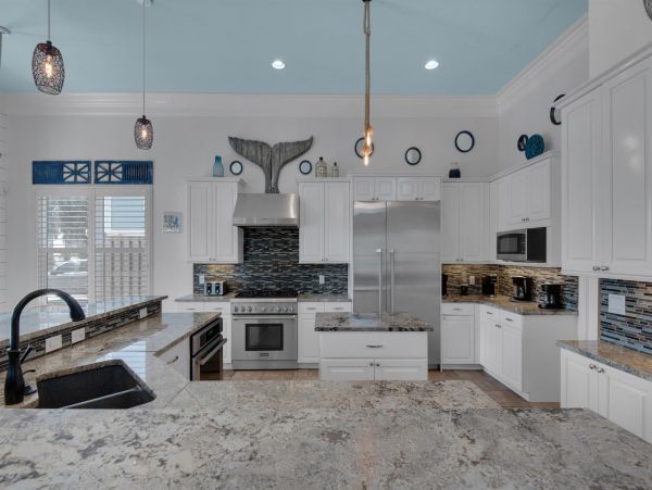 Steps to Beach Vacation Pool Home in Destin Luxury, Luxury! main House & Guest House