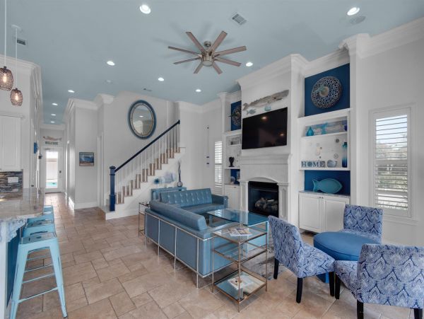 Steps to Beach Vacation Pool Home in Destin Luxury, Luxury! main House & Guest House