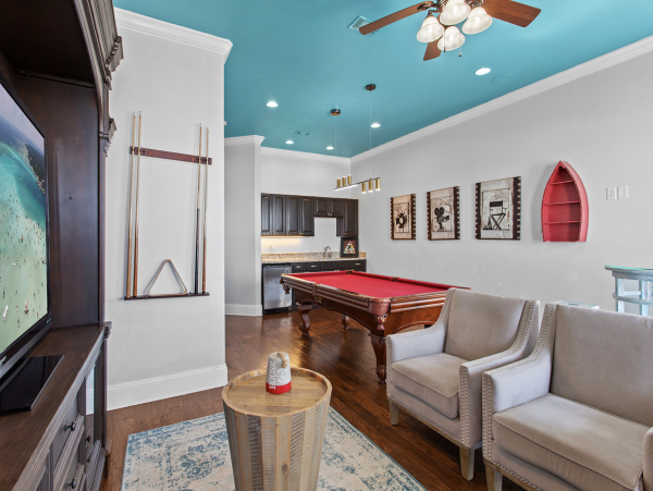 Steps to Beach Vacation Pool Home in Destin Luxury, Luxury! main House & Guest House