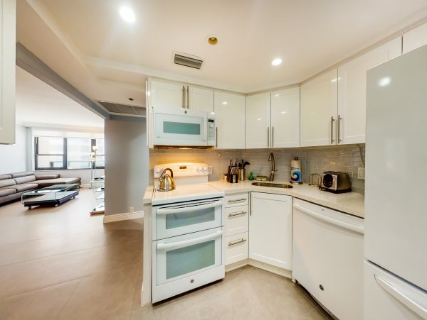 Miami Beach Vacation Condo Ocean Views Two Bedroom