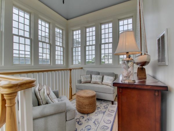 Santa Rosa Vacation Home Four Bedroom Steps To The Beach