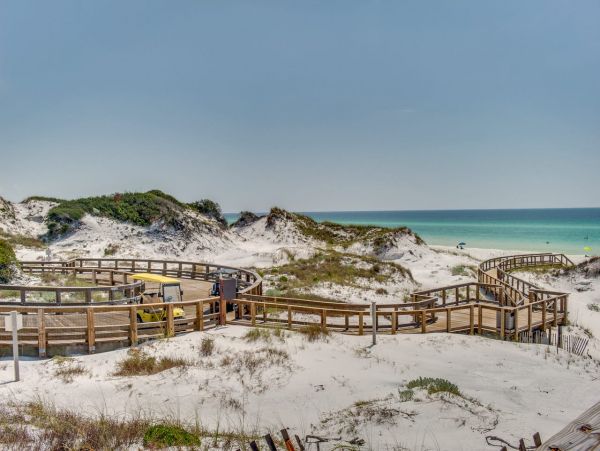 Santa Rosa Vacation Home Four Bedroom Steps To The Beach