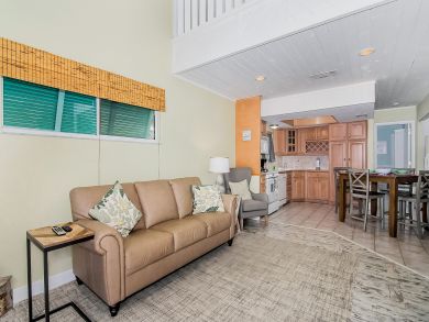 Cocoa Beach Condo 939281
