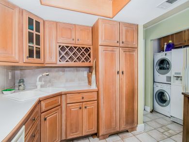 Cocoa Beach Condo 939281