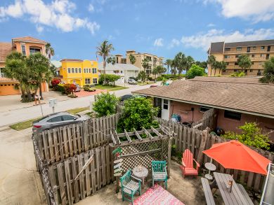 Cocoa Beach Condo 939281